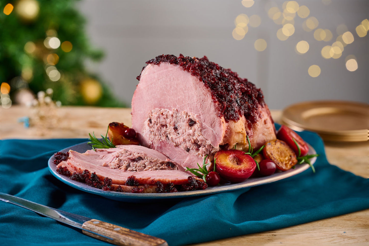 Half Boneless Cranberry Glazed Ham with Cranberry Stuffing - 2kg