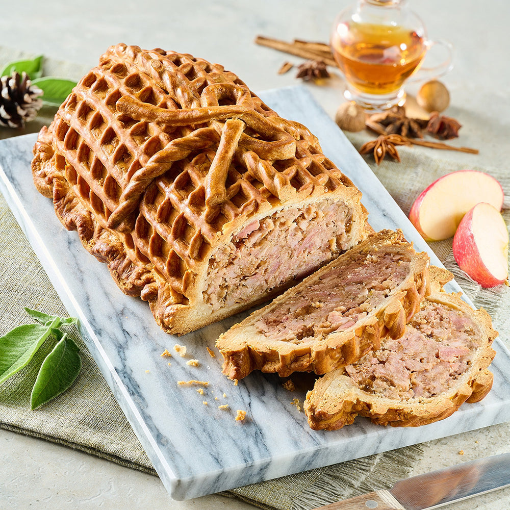 Festive Showstopper Christmas Pie