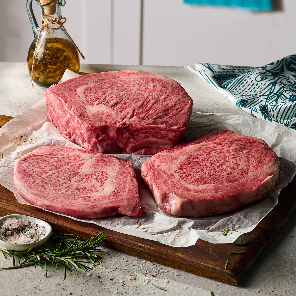 Japanese A5 Wagyu Ribeye Steak 600g – DukesHill