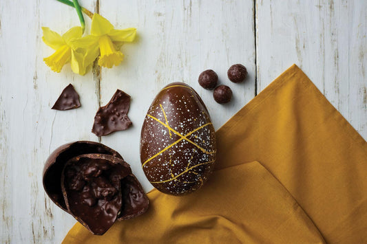 Dark Chocolate, Cranberry & Caramelised Almonds Easter Egg