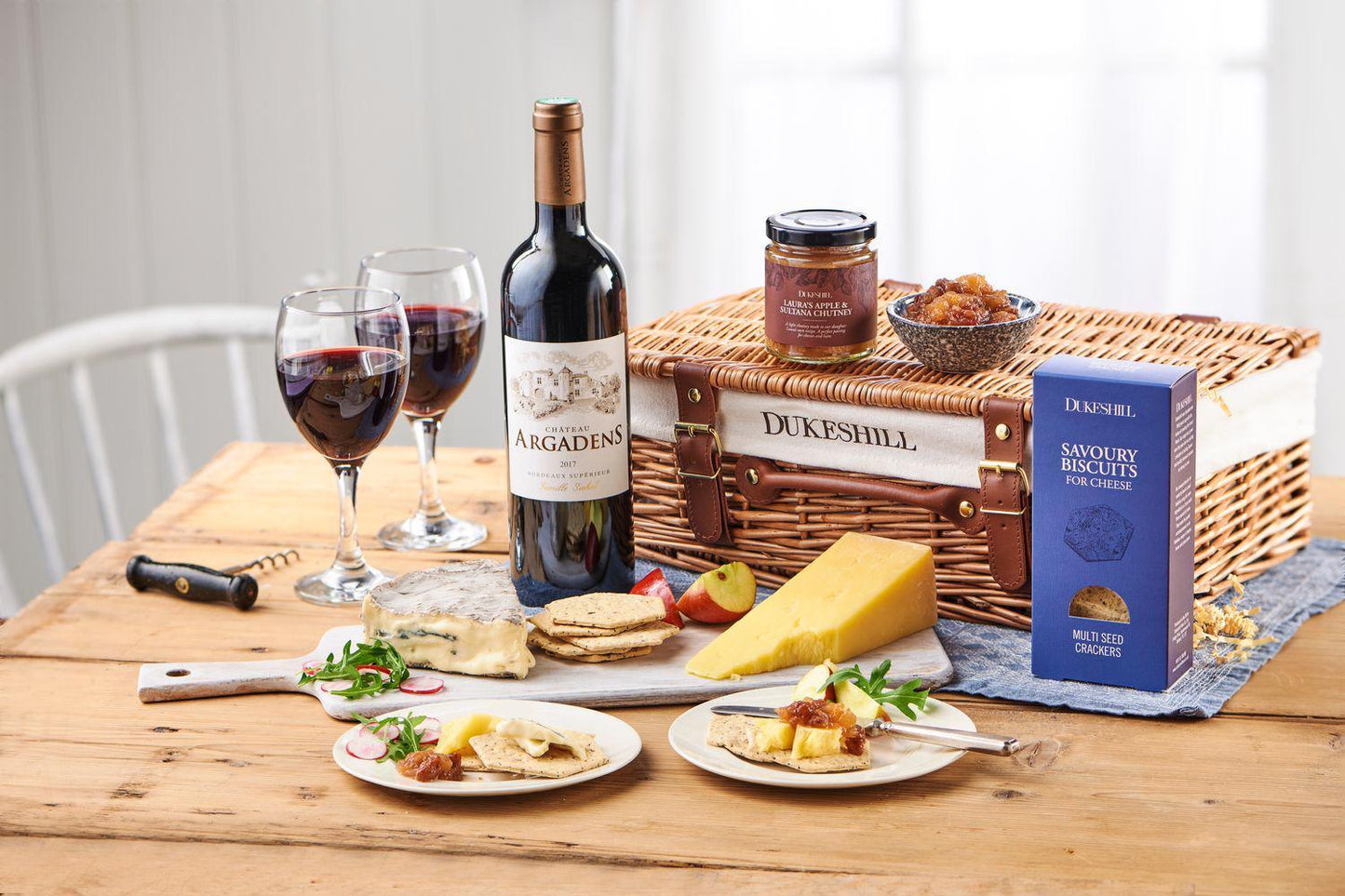 Wine & Cheese Hamper - DukesHill