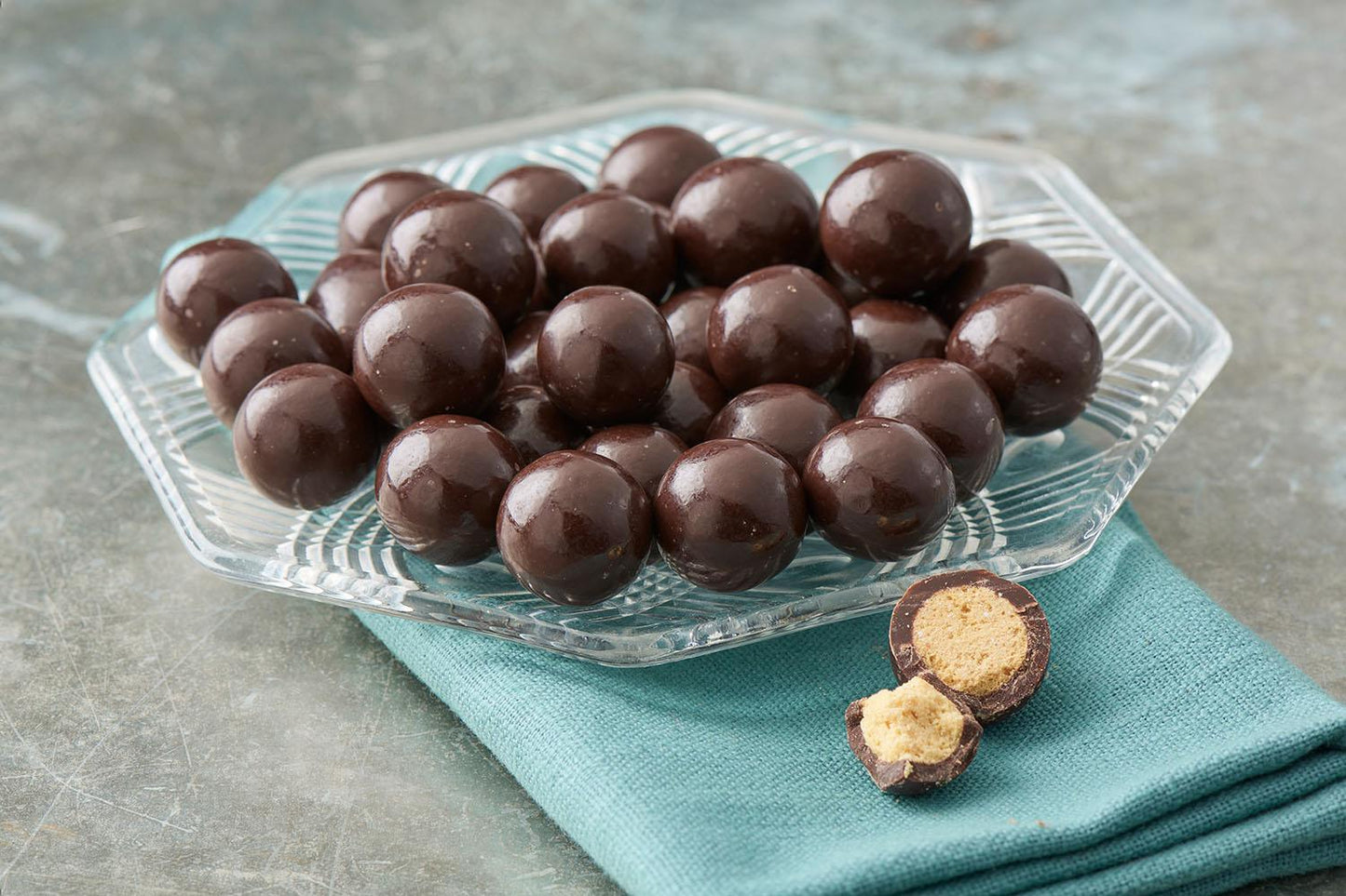 Dark Chocolate Malt Balls - DukesHill