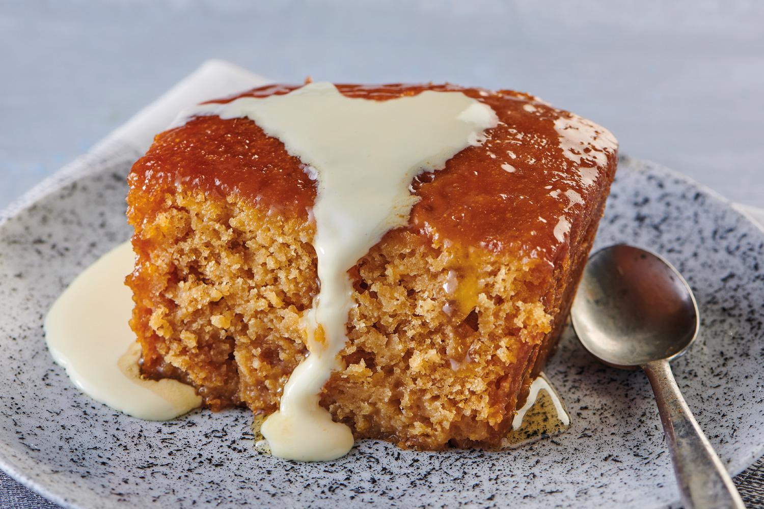 Golden Syrup Sponge Pudding - Serves 4 | DukesHill